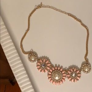 Statement necklace